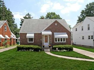 423 Eagle Point Rd, Rossford, OH 43460