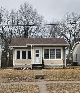 1208 Orange St, Muscatine, IA, 52761
