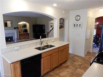 4th image of 5067 Lake Point Ct