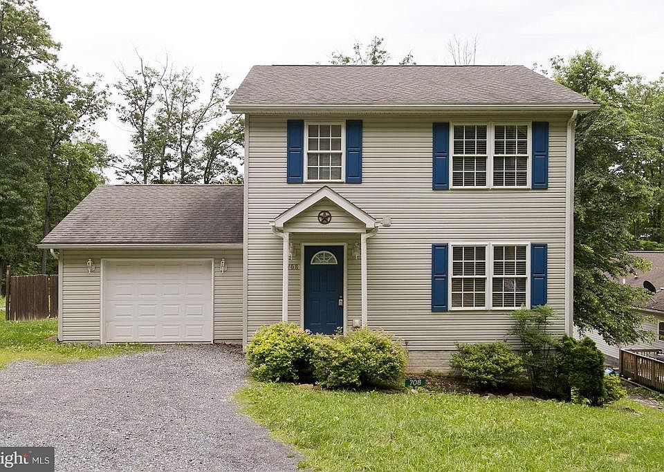 1st image of 708 Pheasant Dr