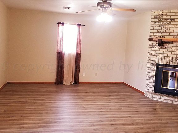4th image of 303 Roosevelt St