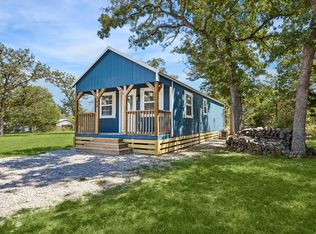 222 Houston Ave, Somerville, TX 77879