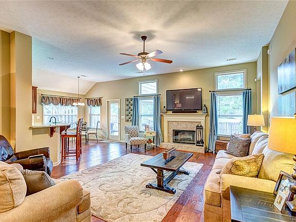 2nd image of 9797 Silver Bell Ct