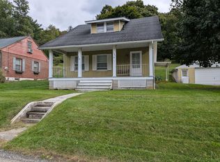 2981 Glen Rock Rd, Glen Rock, PA 17327