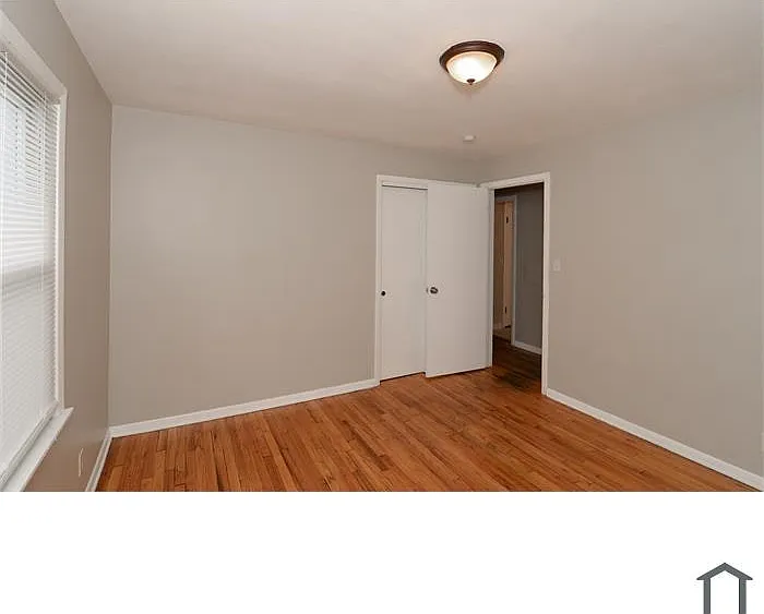 12328 Grannis Rd — Photo 35