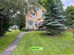 168 Main St #B, Haydenville, MA 01039