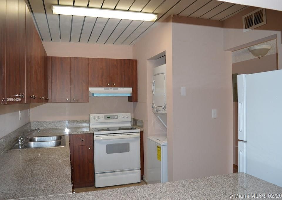 1st image of 10000 NW 80th Ct APT 2433