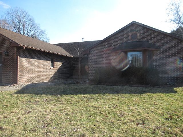 1st image of 153 Lake Rd