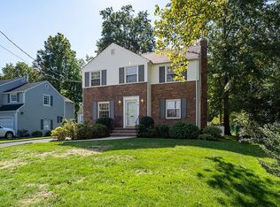 29 Cherry Ln, Chatham, NJ 07928