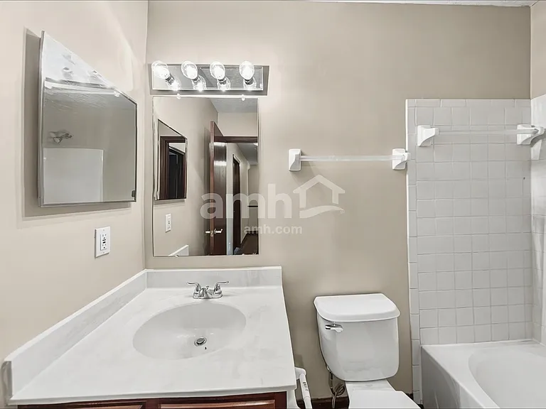 5829 Sharets Dr — Photo 14