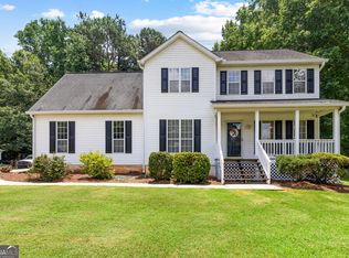 47 Nanette Dr, Newnan, GA 30265