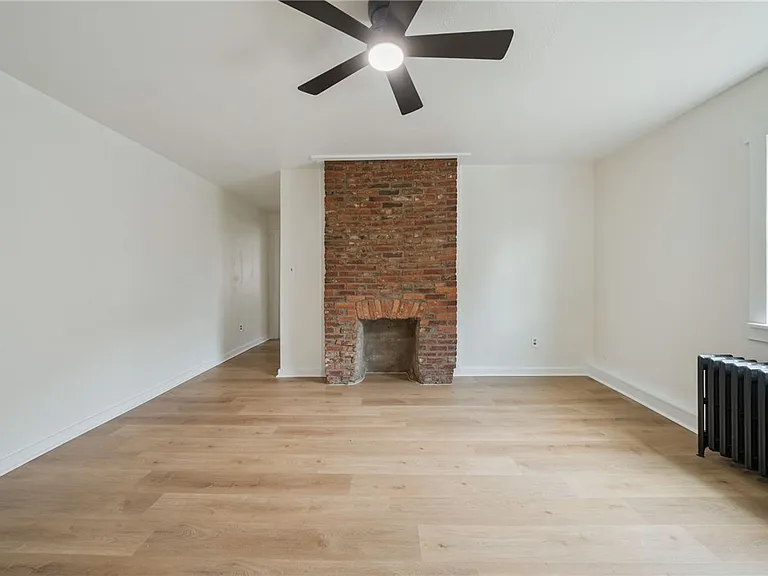 2321 Eccles St #2 — Photo 3