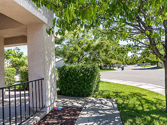 3rd image of 100 Arnold Gamble Cir