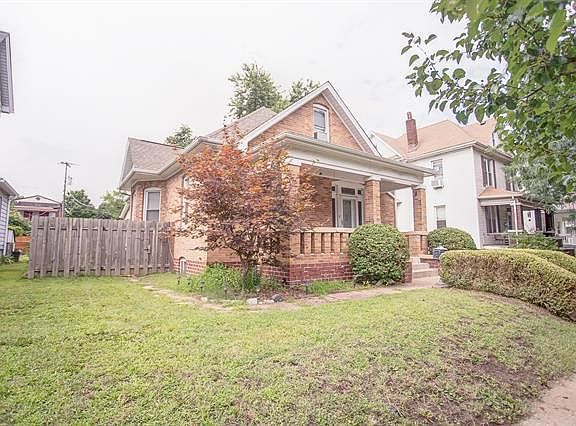 2nd image of 2141 Cleveland Blvd