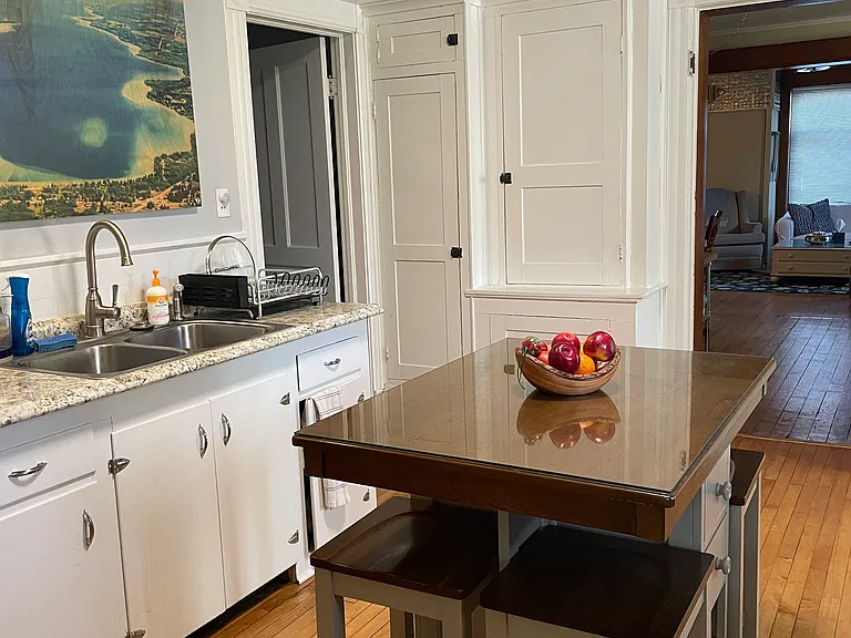 110 Cedar St #C — Photo 6