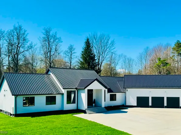 2110 Mattingly Rd, Hinckley, OH 44233