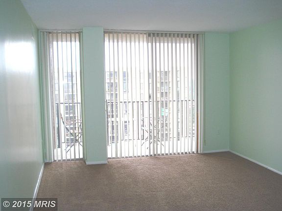 4th image of 4600 S 4 Mile Run Dr APT 1138