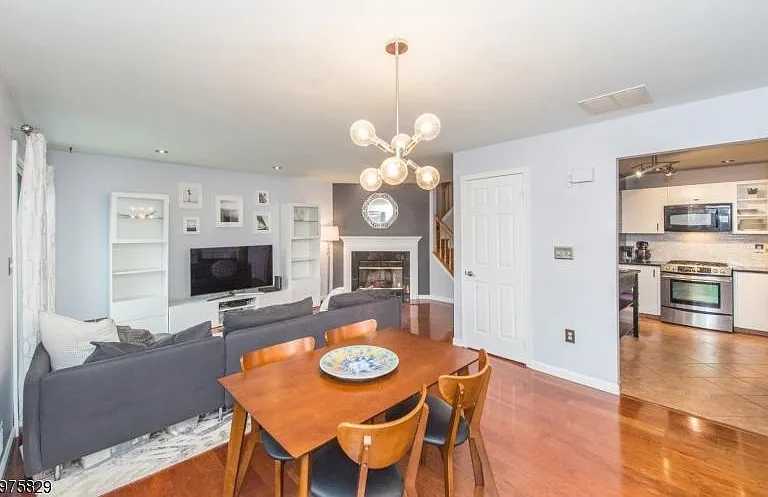 50 Pine St — Photo 4