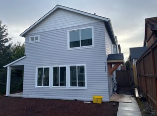 5125 NE 22nd Ave #B, Portland, OR 97211