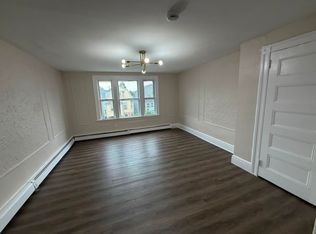 224 N 9th St, Newark, NJ 07107