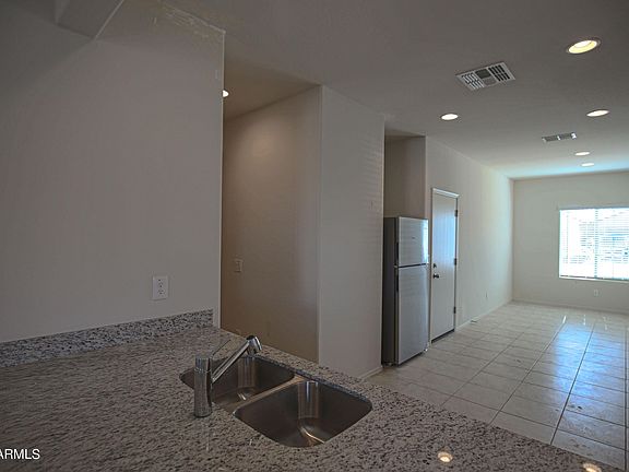4th image of 25956 E Via Del Sol Dr