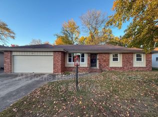 1217 E Sunset Ct, Springfield, MO 65804