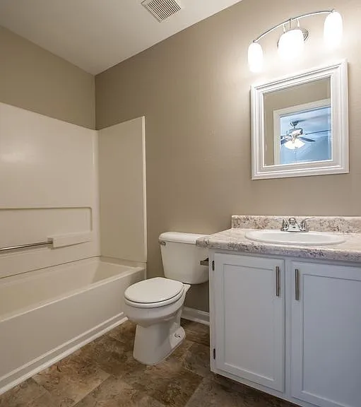 506 McKeithen St #8 — Photo 26