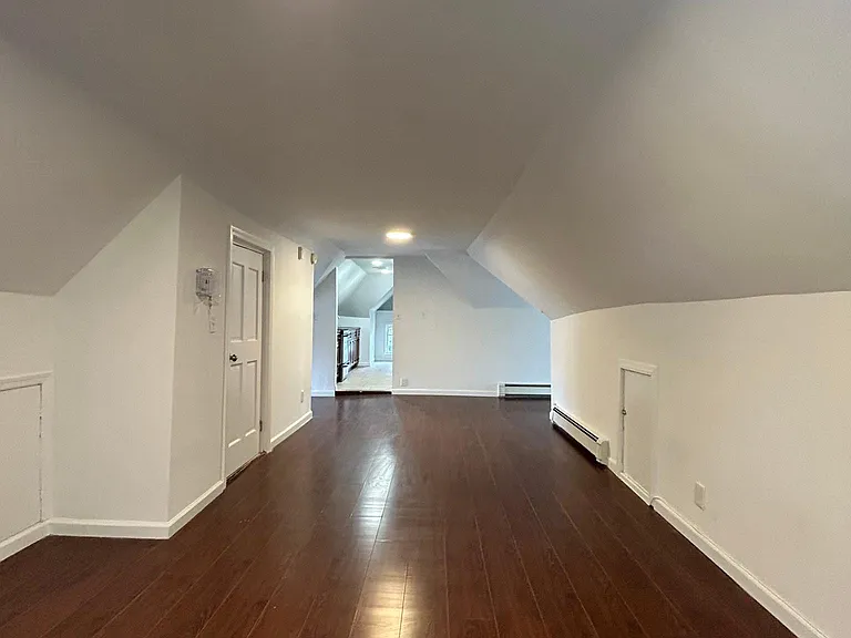 28 Fairview Ave #3 — Photo 6