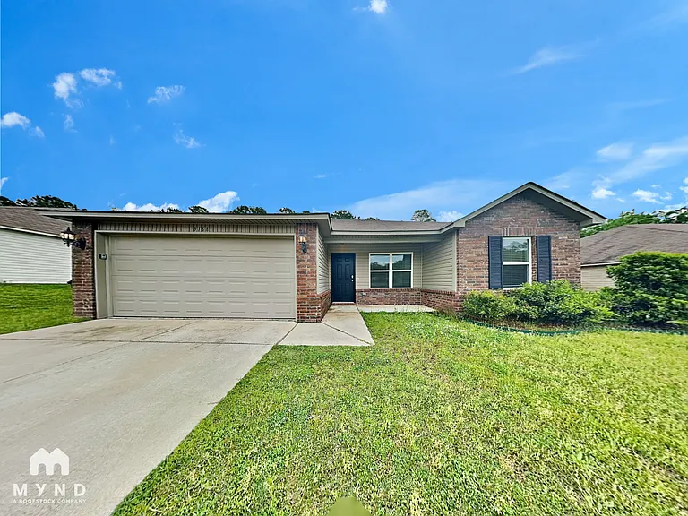 9168 Pleasant Valley Dr — Photo 2