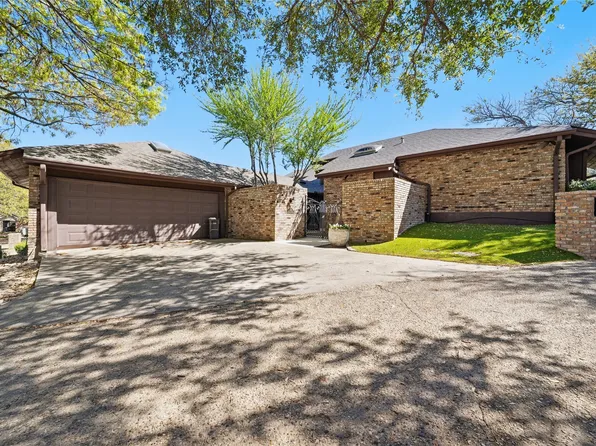 2145 Fountain Square Dr, Fort Worth, TX 76107