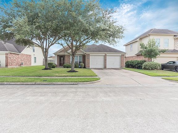3rd image of 3415 Aldridge Dr