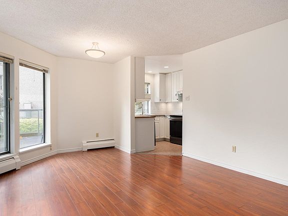 4th image of 8460 Ackroyd Rd #111