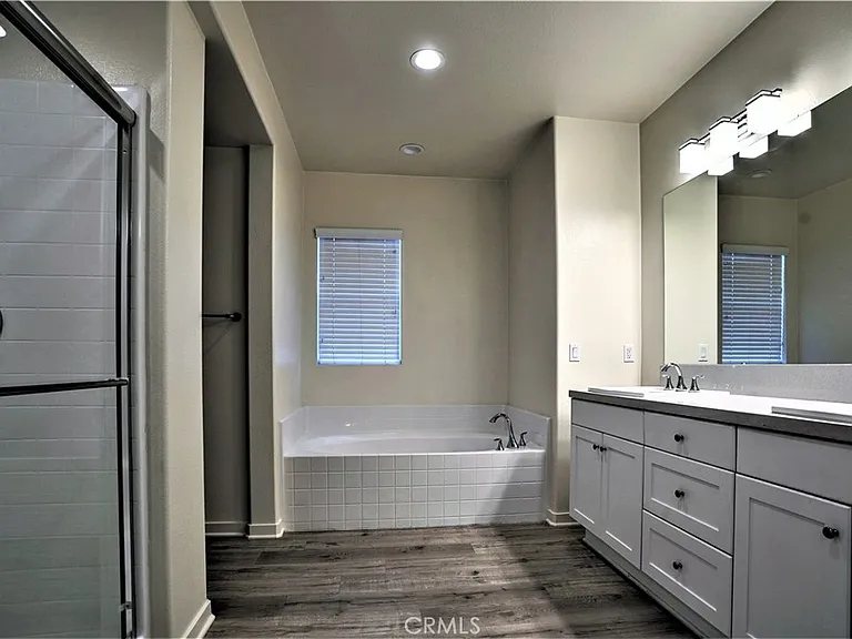 22117 Normandie Ave — Photo 19