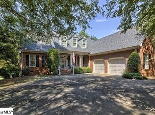 100 Glenbriar Ct, Simpsonville, SC 29681