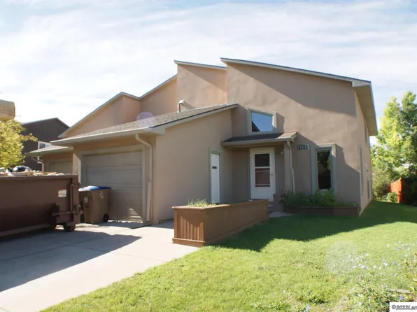 4214 Comanche Dr, Laramie, WY 82072