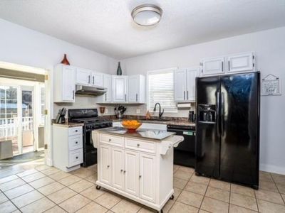 1220 E 4th St, Muscatine, IA, 52761