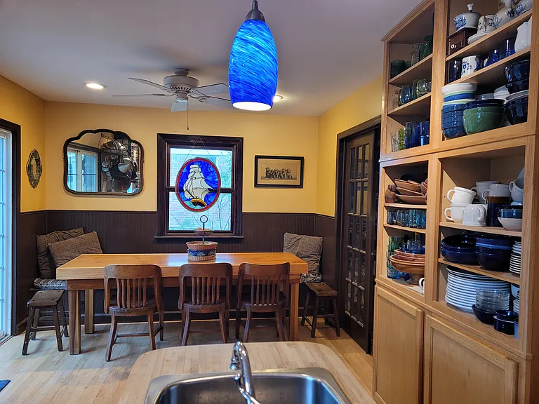 4425 E Cambridge Ct — Photo 8