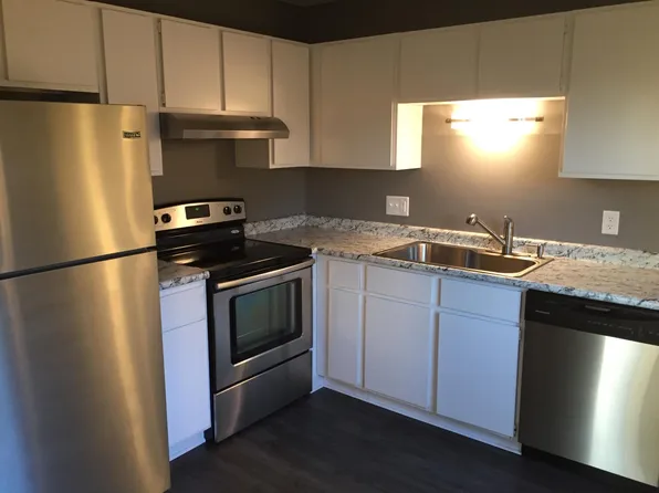 13243 Aberdeen St NE, Blaine, MN 55449