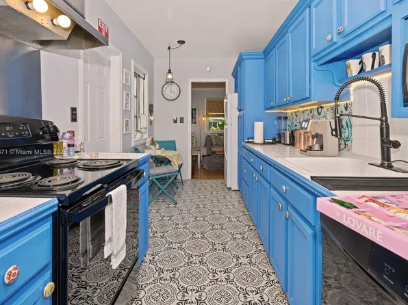 1701 Fletcher St, Hollywood, FL 33020