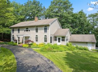 685 Underwood Rd, Vestal, NY 13850