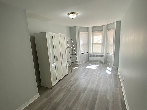 5th image of 21-12 41st St #1