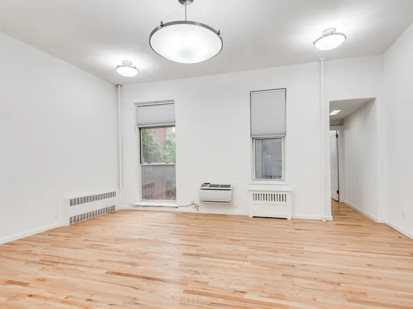 102 Pierrepont Street image 26 of 42