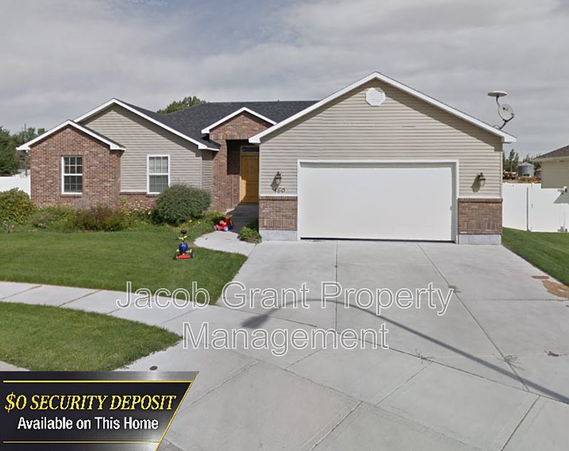 1st image of 460 La Costa Dr