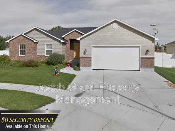 460 La Costa Dr, Idaho Falls, ID 83401
