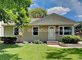 321 S Yale Ave, Addison, IL 60101