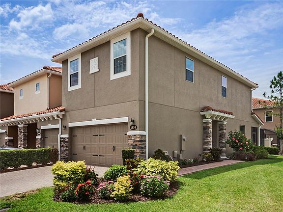 3rd image of 1934 Silverweed Way