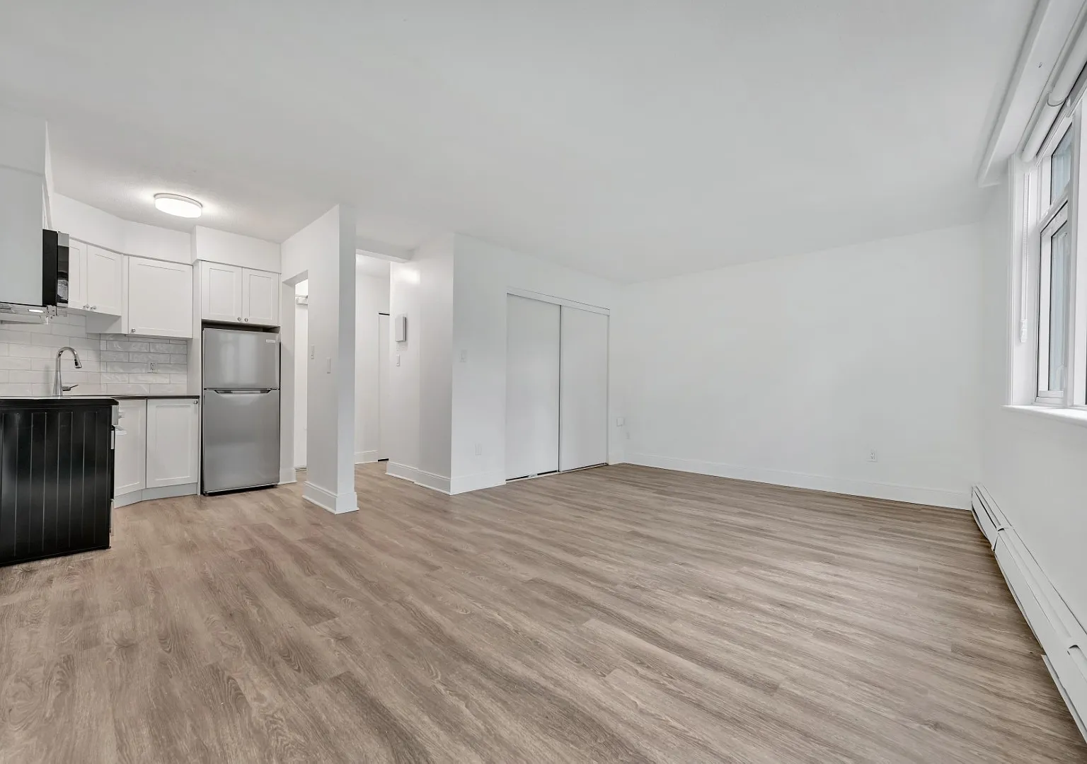 1175 Haro Street — Photo 3