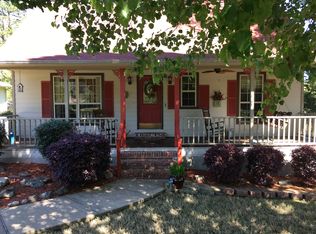 211 Hallmark St, Hot Springs, AR 71913