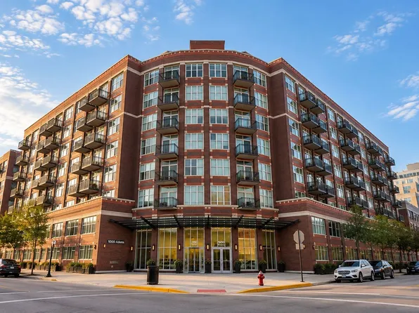 1000 W Adams St APT 607, Chicago, IL 60607