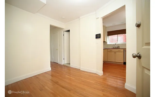 Rented by Douglas Elliman | media 4